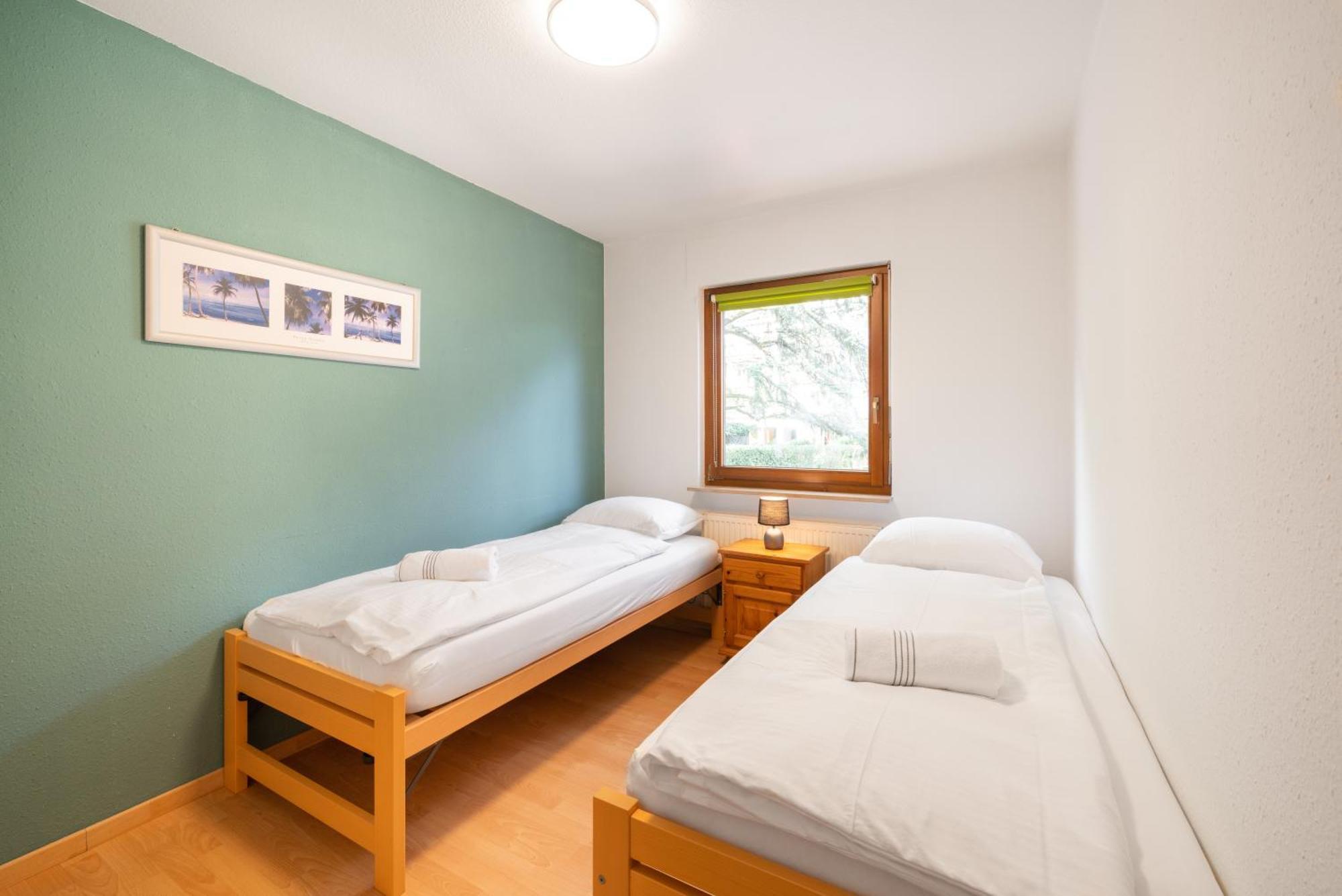 Between Lakes Apartments - 58 Interlaken Room photo